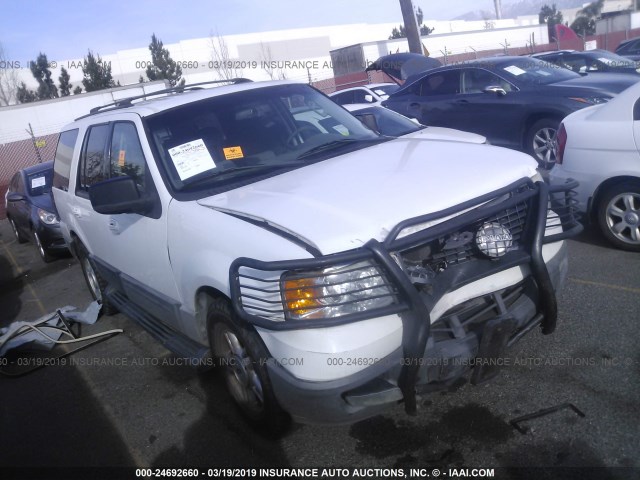 1FMRU15W44LB61126 - 2004 FORD EXPEDITION XLT WHITE photo 1