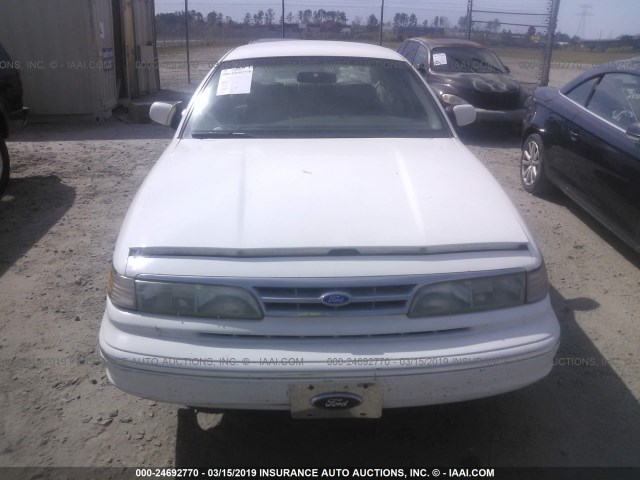 2FALP74W1VX165134 - 1997 FORD CROWN VICTORIA LX WHITE photo 6