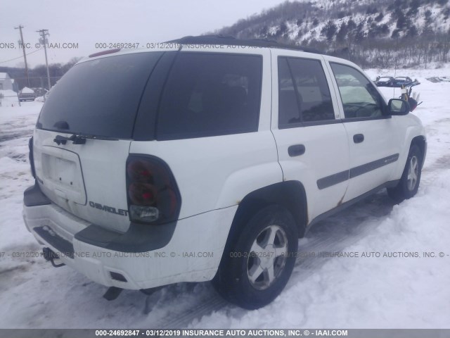 1GNDT13S142156982 - 2004 CHEVROLET TRAILBLAZER LS/LT WHITE photo 4