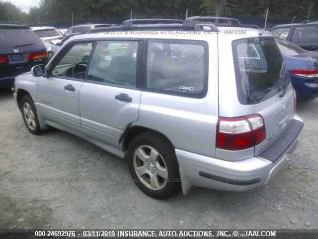 JF1SF65632H724993 - 2002 SUBARU FORESTER S ვერცხლისფერი ფოტო 3