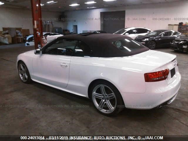 WAUVGAFH5AN020900 - 2010 AUDI S5 PRESTIGE WHITE photo 3