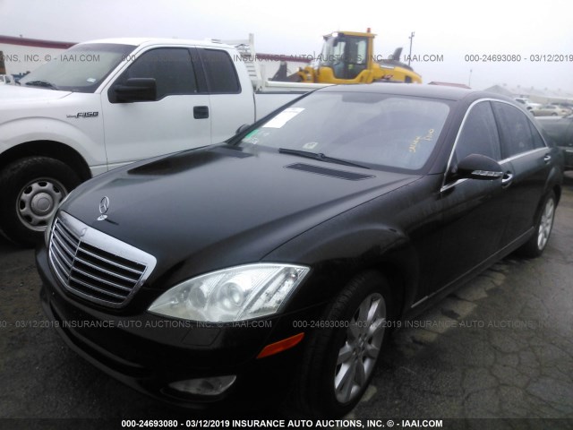 WDDNG71X57A074403 - 2007 MERCEDES-BENZ S 550 BLACK photo 2