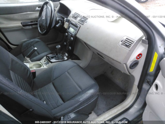 YV1MS382362220887 - 2006 VOLVO S40 2.4I GRAY photo 5