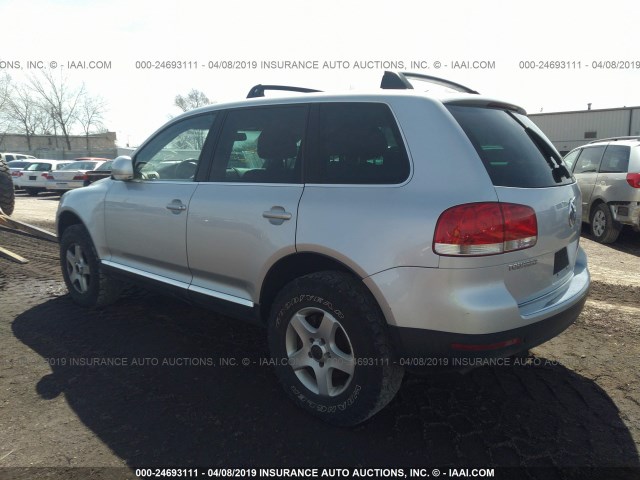 WVGBG77L95D011457 - 2005 VOLKSWAGEN TOUAREG 3.2 WHITE photo 3