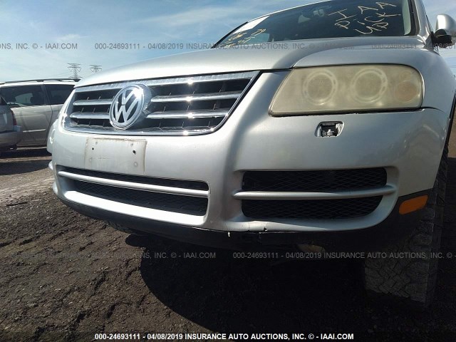 WVGBG77L95D011457 - 2005 VOLKSWAGEN TOUAREG 3.2 WHITE photo 7