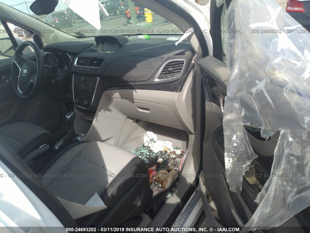 KL4CJESB5FB271231 - 2015 BUICK ENCORE WHITE photo 5