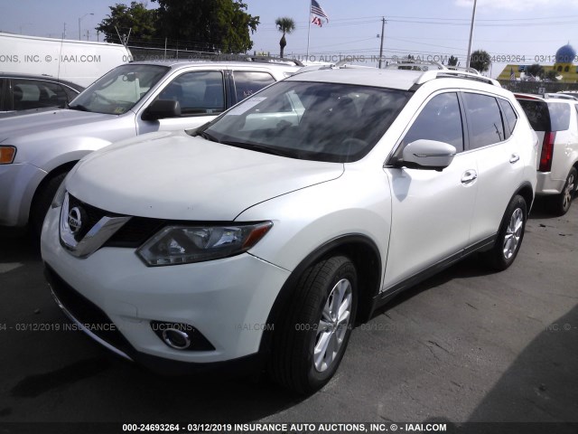 5N1AT2MT9FC849221 - 2015 NISSAN ROGUE S/SL/SV WHITE photo 2