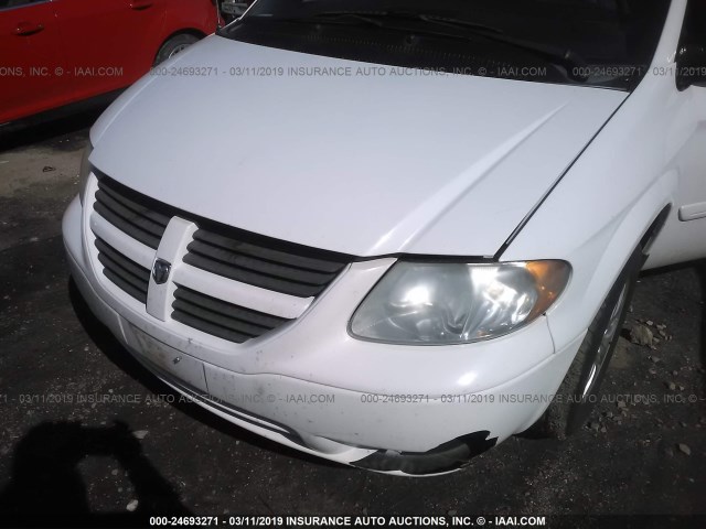 2D4GP24R25R105847 - 2005 DODGE GRAND CARAVAN SE WHITE photo 6