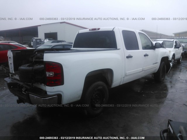 2GCEC13J571524377 - 2007 CHEVROLET SILVERADO C1500 CREW CAB WHITE photo 4