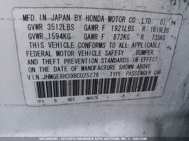 JHMGE8H39BC025279 - 2011 HONDA FIT WHITE photo 9