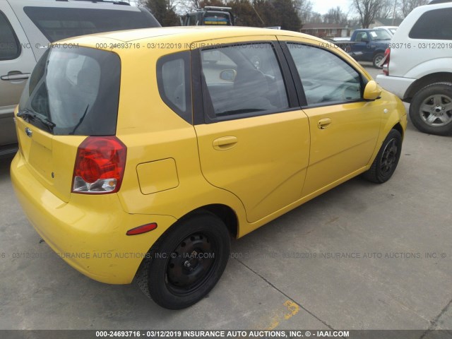 KL1TD62665B386321 - 2005 CHEVROLET AVEO LS YELLOW photo 4