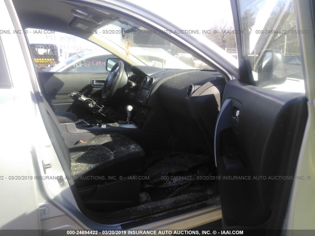 JN8AS5MV6DW630548 - 2013 NISSAN ROGUE S/SV SILVER photo 5