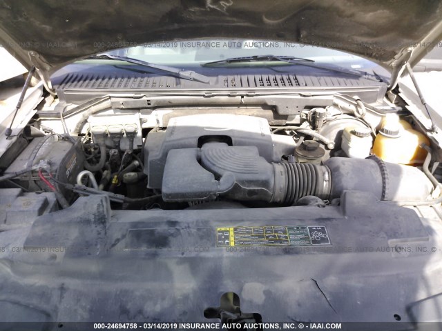 1FMFU15L24LA60305 - 2004 FORD EXPEDITION XLT SILVER photo 10