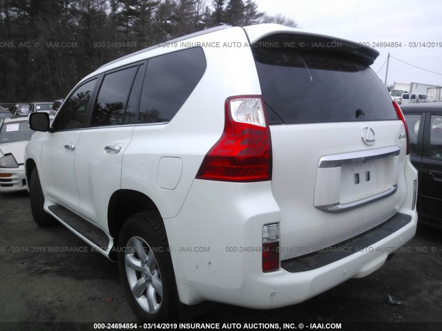 JTJBM7FX5B5019849 - 2011 LEXUS GX WHITE photo 3