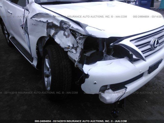 JTJBM7FX5B5019849 - 2011 LEXUS GX WHITE photo 6