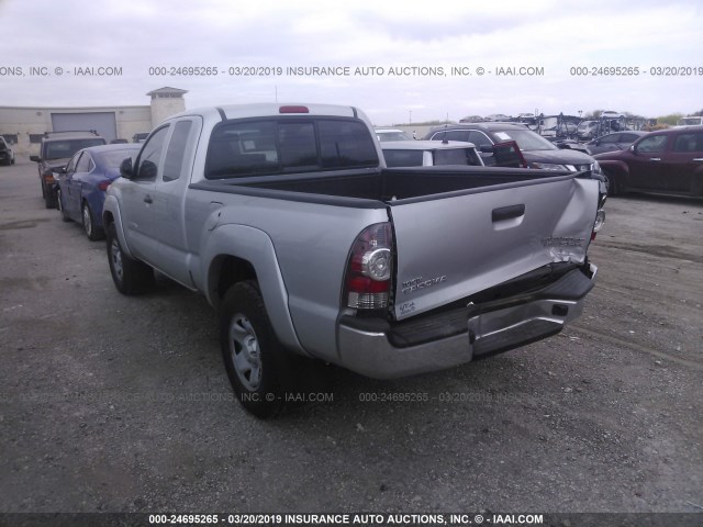 5TFTU4GN0DX049884 - 2013 TOYOTA TACOMA PRERUNNER ACCESS CAB SILVER photo 3