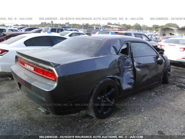 2C3CDYBT4DH685942 - 2013 DODGE CHALLENGER R/T GRAY photo 4