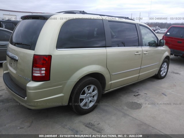 2A4RR8DX2AR387879 - 2010 CHRYSLER TOWN & COUNTRY TOURING PLUS GOLD photo 4