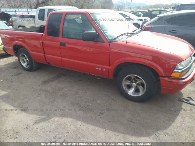 1GCCS19W1Y8297636 - 2000 CHEVROLET S TRUCK S10 RED photo 1