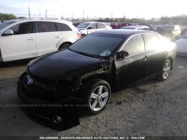 4T1BF1FK4EU451756 - 2014 TOYOTA CAMRY L/SE/LE/XLE 黑色 照片 2