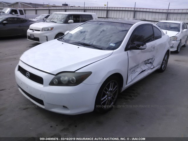JTKDE167X80253666 - 2008 TOYOTA SCION TC WHITE photo 2