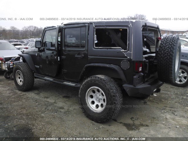 1J4HA6H19BL525117 - 2011 JEEP WRANGLER UNLIMITE RUBICON GREEN photo 3