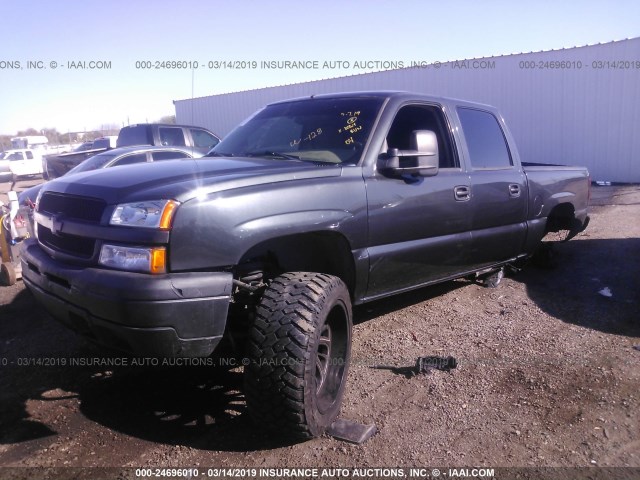 2GCEC13TX41299192 - 2004 CHEVROLET SILVERADO C1500 BLACK photo 2