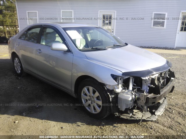 4T1BK46K19U096497 - 2009 TOYOTA CAMRY SE/LE/XLE SILVER photo 1