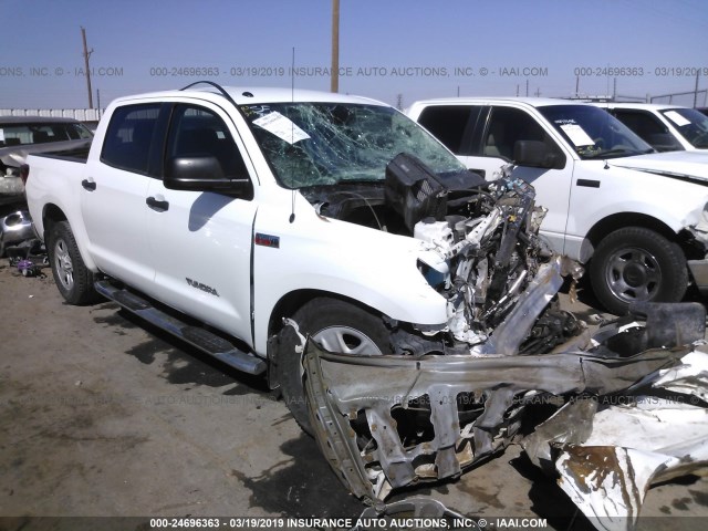 5TFEY5F11CX131333 - 2012 TOYOTA TUNDRA CREWMAX SR5 WHITE photo 1