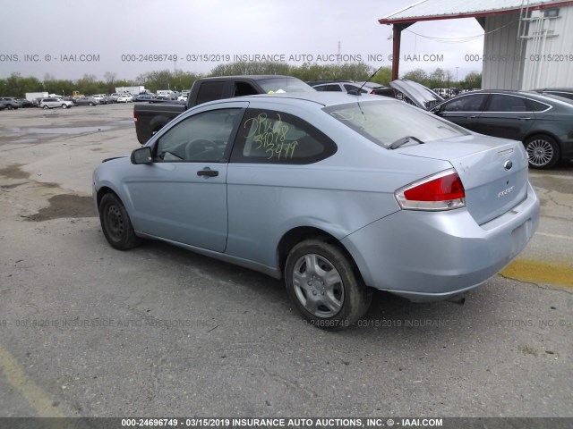 1FAHP32N38W266961 - 2008 FORD FOCUS S/SE Light Blue photo 3