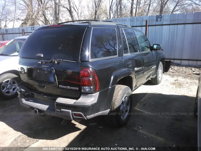 1GNDT13S642370396 - 2004 CHEVROLET TRAILBLAZER LS/LT BLACK photo 4