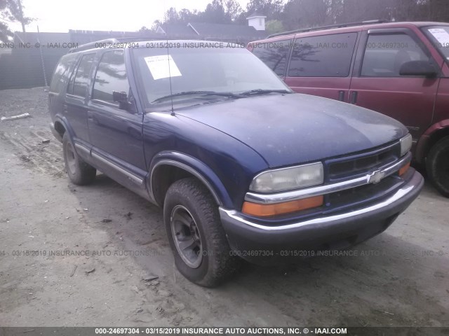 1GNCS13W612209852 - 2001 CHEVROLET BLAZER BLUE photo 1