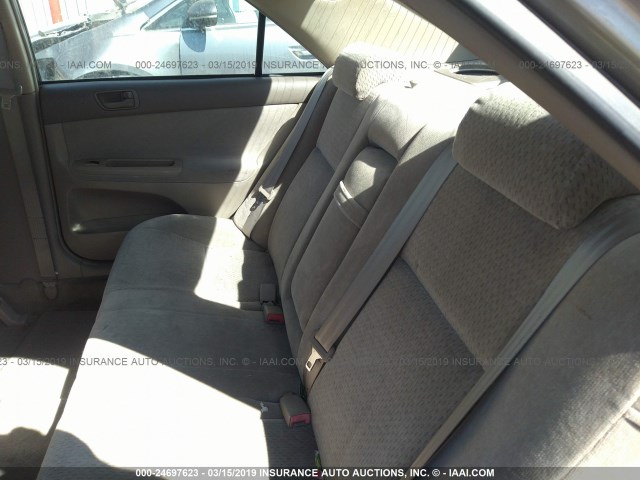 4T1BE32K62U094225 - 2002 TOYOTA CAMRY LE/XLE/SE CREAM photo 8