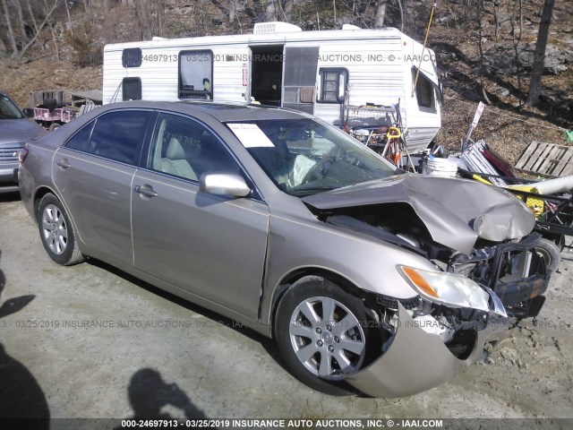 4T1BK46K67U517367 - 2007 TOYOTA CAMRY NEW GENERAT LE/XLE/SE GOLD photo 1