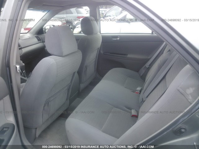 4T1BE30K95U598856 - 2005 TOYOTA CAMRY LE/XLE/SE GRAY photo 8