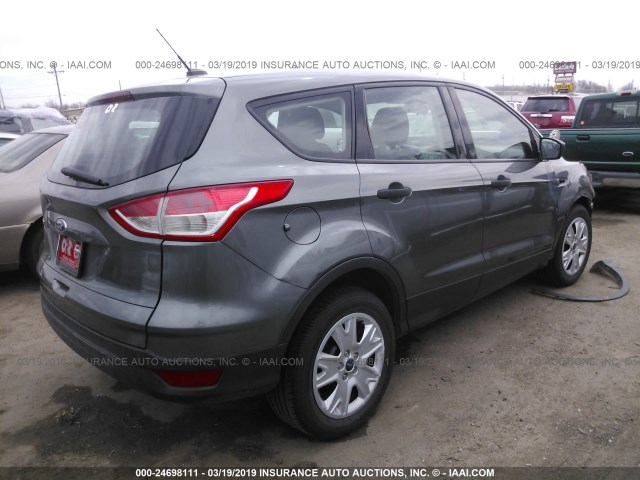 1FMCU0F71EUD43966 - 2014 FORD ESCAPE S GRAY photo 4