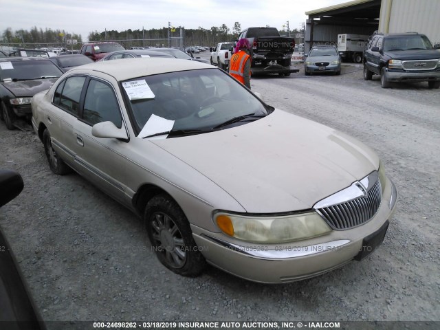 1LNHM97V01Y667002 - 2001 LINCOLN CONTINENTAL  BROWN photo 1