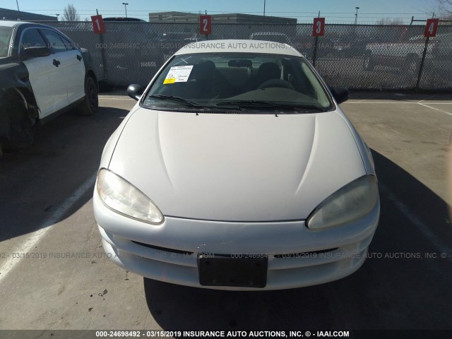 2B3HD46R42H288206 - 2002 DODGE INTREPID SE WHITE photo 6