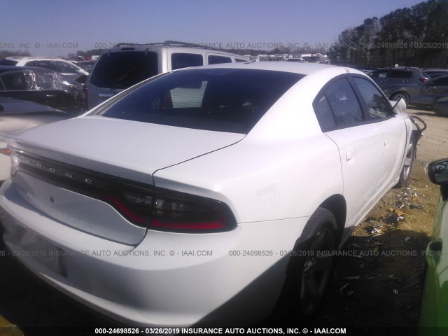 2C3CDXAT2FH925925 - 2015 DODGE CHARGER POLICE WHITE photo 4