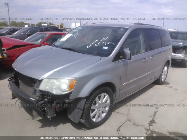 2C4RC1BG7DR730403 - 2013 CHRYSLER TOWN & COUNTRY TOURING SILVER photo 2