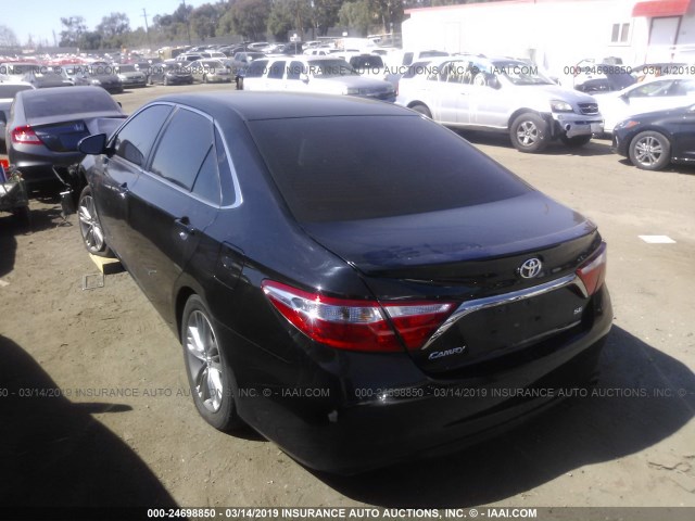 4T1BF1FK8FU043696 - 2015 TOYOTA CAMRY LE/XLE/SE/XSE BLACK photo 3