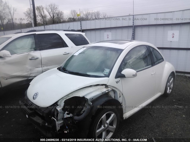3VWFW31C58M512054 - 2008 VOLKSWAGEN NEW BEETLE TRIPLE WHITE WHITE photo 2