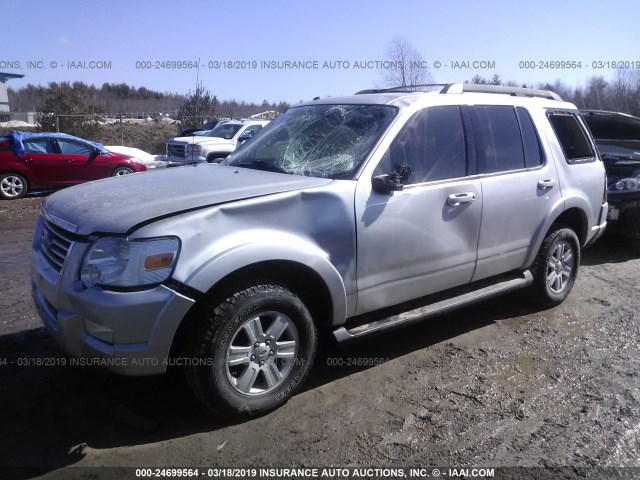 1FMEU7DE2AUA80609 - 2010 FORD EXPLORER XLT SILVER photo 2