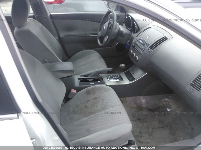 1N4AL11D56C203479 - 2006 NISSAN ALTIMA S/SL WHITE photo 5