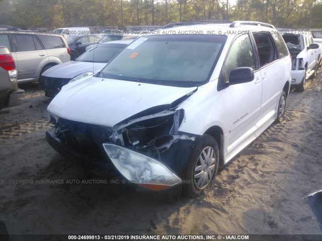 5TDZK23C88S130393 - 2008 TOYOTA SIENNA CE/LE WHITE photo 2