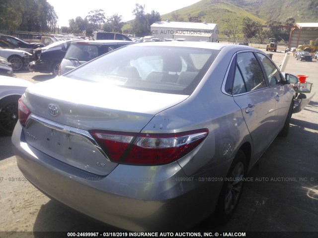 4T1BF1FK7GU564975 - 2016 TOYOTA CAMRY LE/XLE/SE/XSE SILVER photo 4
