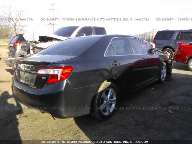 4T1BF1FK1EU463816 - 2014 TOYOTA CAMRY L/SE/LE/XLE 黑色 照片 4
