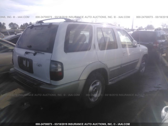 JNRAR05Y6WW037018 - 1998 INFINITI QX4 WHITE photo 4