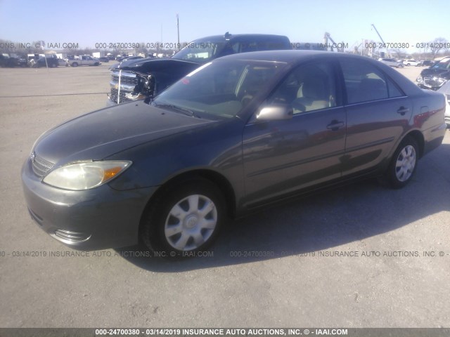 4T1BE32K64U939383 - 2004 TOYOTA CAMRY LE/XLE/SE GRAY photo 2