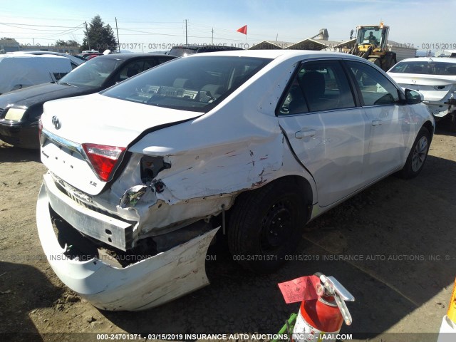 4T4BF1FK2GR542548 - 2016 TOYOTA CAMRY LE/XLE/SE/XSE WHITE photo 4